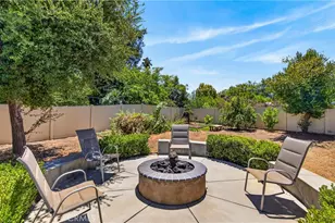 21 W Hilton Ave, Redlands, CA 92373 - Photo 32