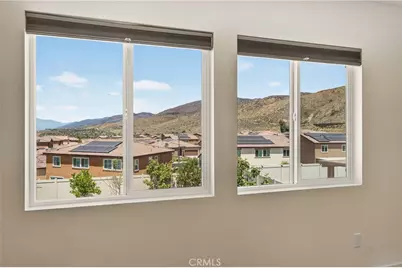 8010 Sorrento, Highland, CA 92346 - Photo 38