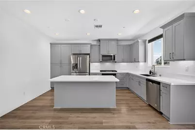 8010 Sorrento, Highland, CA 92346 - Photo 20