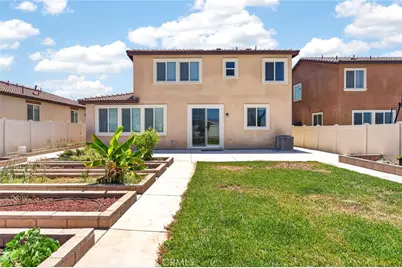 8010 Sorrento, Highland, CA 92346 - Photo 44
