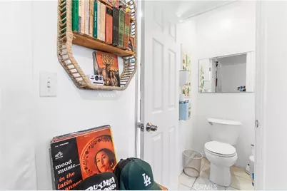 201 W 103rd, Los Angeles, CA 90003 - Photo 30