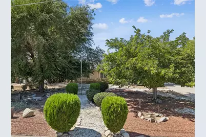 19065 Sheffield Street, Hesperia, CA 92345 - Photo 2