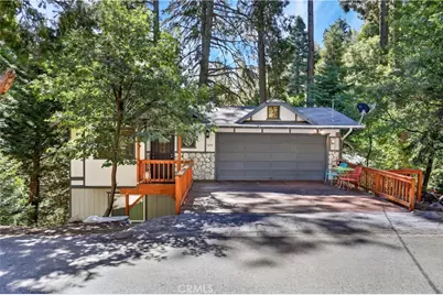 1039 Lausanne, Crestline, CA 92325 - Photo 2
