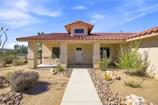 58772 La Mirada Trail, Yucca Valley, CA 92284 - Photo 2