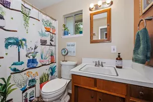 1069 Jungfrau Dr, Crestline, CA 92325 - Photo 16