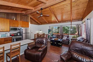 1069 Jungfrau Dr, Crestline, CA 92325 - Photo 10
