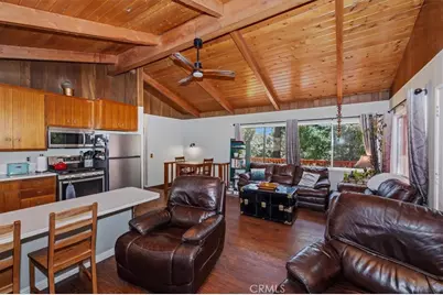 1069 Jungfrau Drive, Crestline, CA 92325 - Photo 8
