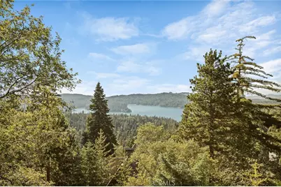 576 S Cumberland, Lake Arrowhead, CA 92352 - Photo 12