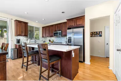 34273 Torrey Pines Court, Lake Elsinore, CA 92532 - Photo 12