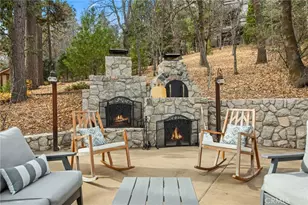 27516 W Shore, Lake Arrowhead, CA 92352 - Photo 1