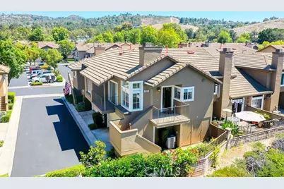 8123 E Oak Ridge Cir, Anaheim Hills, CA 92808 - Photo 2