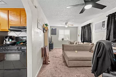 243 W C Street, Colton, CA 92324 - Photo 20