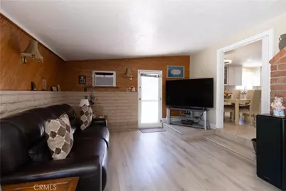 2501 Deodar, Santa Ana, CA 92705 - Photo 28