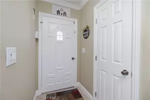 2501 Deodar, Santa Ana, CA 92705 - Photo 6