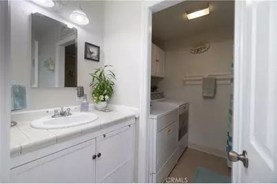 2501 Deodar, Santa Ana, CA 92705 - Photo 16