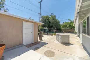 2501 Deodar, Santa Ana, CA 92705 - Photo 40