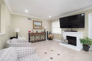 2501 Deodar, Santa Ana, CA 92705 - Photo 10