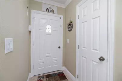 2501 Deodar, Santa Ana, CA 92705 - Photo 8