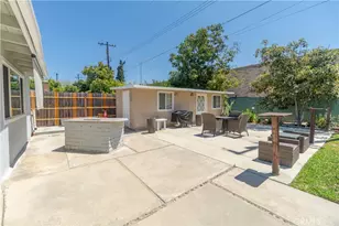 2501 Deodar, Santa Ana, CA 92705 - Photo 2