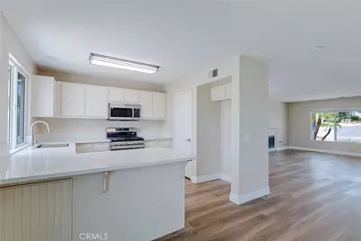 13302 Knollwood Drive, Corona, CA 92883 - Photo 8