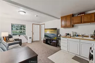 24899 Basel, Crestline, CA 92325 - Photo 26