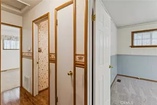 24899 Basel, Crestline, CA 92325 - Photo 12