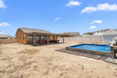 1572 Triton, Beaumont, CA 92223 - Photo 2
