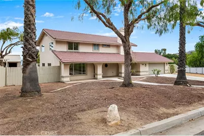 10880 Valley Drive, Riverside, CA 92505 - Photo 2