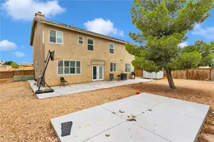 12946 Dos Palmas, Victorville, CA 92392 - Photo 42