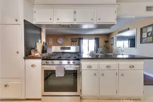 11229 Town Country, Riverside, CA 92505 - Photo 12
