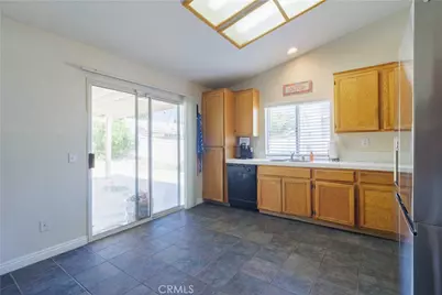 8544 Dove Creek, Hesperia, CA 92344 - Photo 8