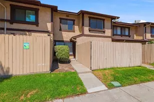 8601 Sunland, Los Angeles, CA 91352 - Photo 4