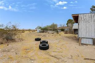 38484 Foothill Rd, Lucerne Valley, CA 92356 - Photo 20