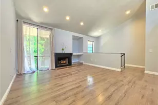 11107 Arminta Street, Los Angeles, CA 91352 - Photo 4