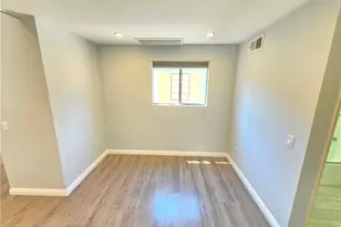 11107 Arminta Street, Los Angeles, CA 91352 - Photo 28