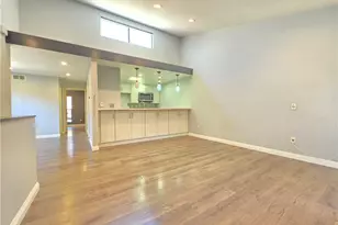 11107 Arminta Street, Los Angeles, CA 91352 - Photo 22