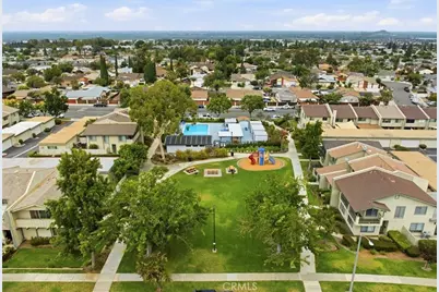 1304 Camelot Drive, Corona, CA 92882 - Photo 48