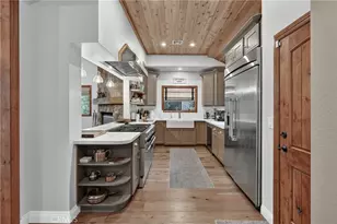 27779 West Shore, Lake Arrowhead, CA 92352 - Photo 10