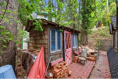 24818 Felsen Drive, Crestline, CA 92325 - Photo 20