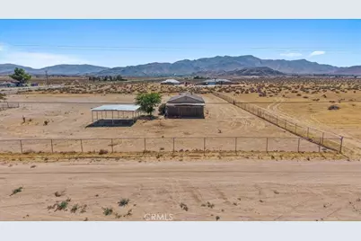 22935 Standing Rock, Apple Valley, CA 92307 - Photo 32