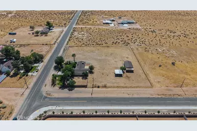 22935 Standing Rock, Apple Valley, CA 92307 - Photo 36