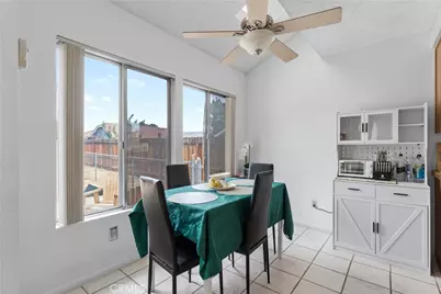 37443 Yorkshire Drive, Palmdale, CA 93550 - Photo 22
