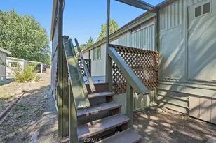 22899 Byron Rd, Crestline, CA 92325 - Photo 24