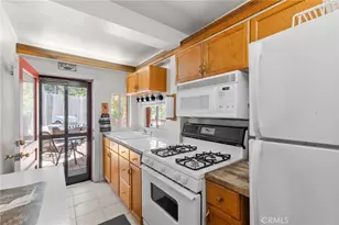 23898 Springwater, Crestline, CA 92325 - Photo 16