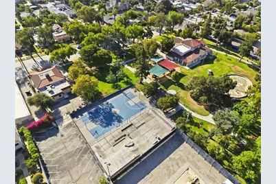 1394 N Raymond, Pasadena, CA 91103 - Photo 48