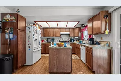 17821 Deodar, Hesperia, CA 92345 - Photo 10