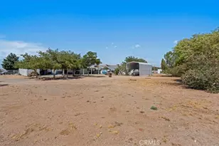 17821 Deodar, Hesperia, CA 92345 - Photo 4