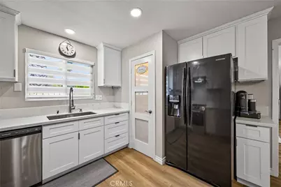 8855 Arcadia, San Gabriel, CA 91775 - Photo 10