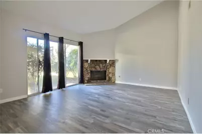 16465 Green Tree, Victorville, CA 92395 - Photo 2