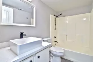 16465 Green Tree, Victorville, CA 92395 - Photo 10